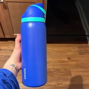 Owala water bottle